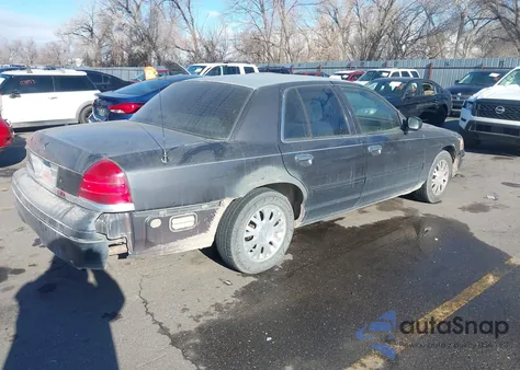 2008 Ford Crown Victoria Police Interceptor z USA, uszkodzony, nr VIN 2FAHP71VX8X151481